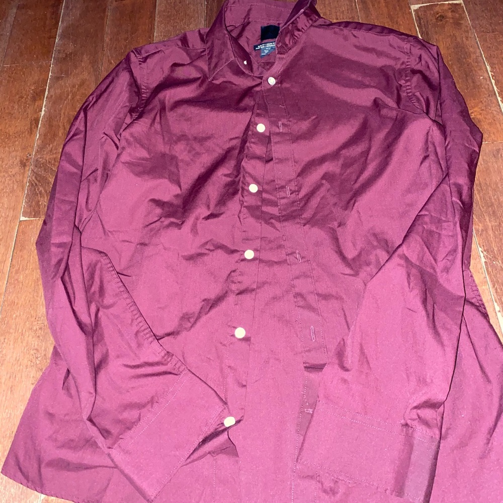 Men’s dress shirt